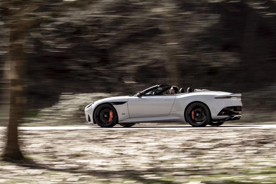  Aston Martin DBS Superleggera Volante 2019 года  (WW) (фото 5 из 41)